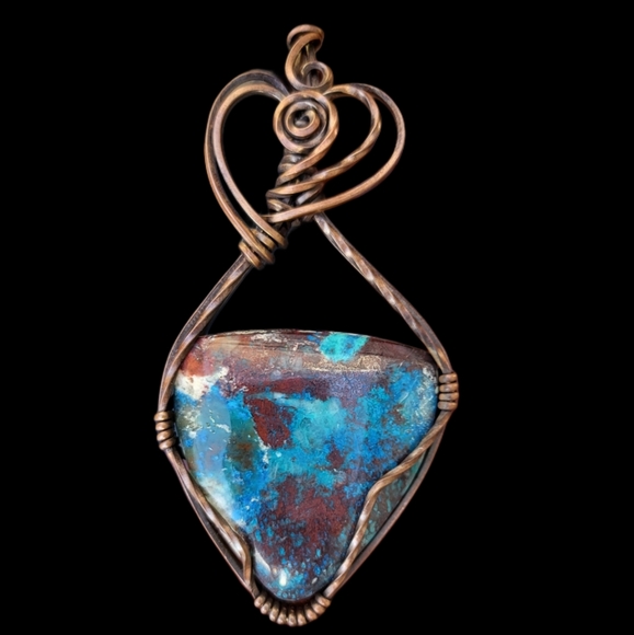Designer Apache Gem Silica Pendant - Picture 4 of 9
